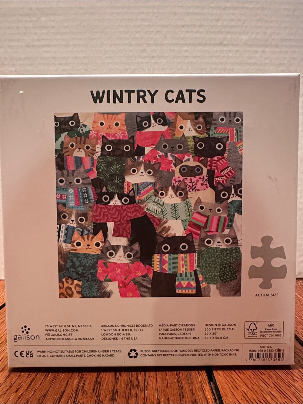 Galison Wintry Cats 500-Piece Puzzle - Colorful Cats Illustration - Picture 3 of 3